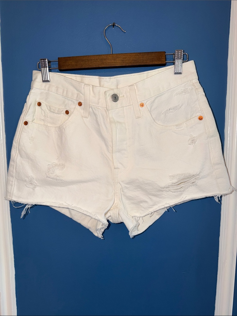 Levi's 501 Women's White Distressed Shorts Button Fly W26